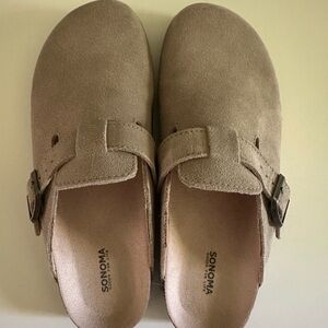Sonoma Tan Suede Clogs